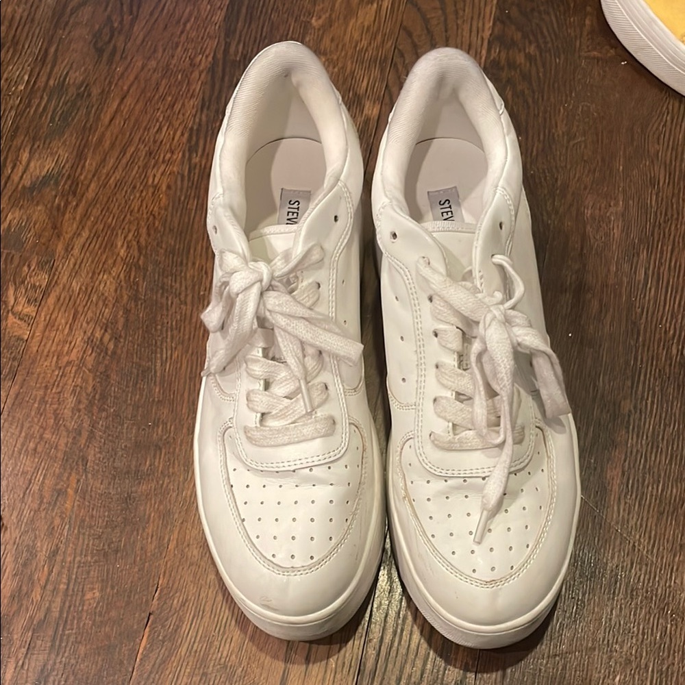 Steve Madden White Sneakers with Laces
